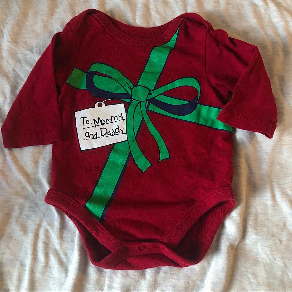 TCP 0-3 Baby Onesie | VGUC